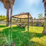 Cozy Family Friendly With Large Garden Close To Beaches - Dirella *