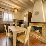 Cozy Family Friendly With Large Garden Close To Beaches - Dirella