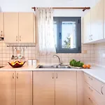 Cozy Family Friendly With Large Garden Close To Beaches - Dirella