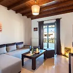 Cozy Family Friendly With Large Garden Close To Beaches - Dirella 公寓 Kynopiástai
