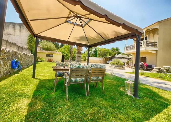 Cozy Family Friendly With Large Garden Close To Beaches - Dirella Kynopiastai