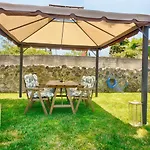 Cozy Family Friendly With Large Garden Close To Beaches - Dirella *