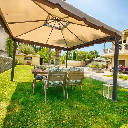 Cozy Family Friendly With Large Garden Close To Beaches - Dirella Kynopiastai