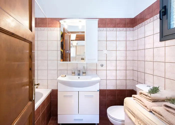 Cozy Family Friendly With Large Garden Close To Beaches - Dirella Appartement